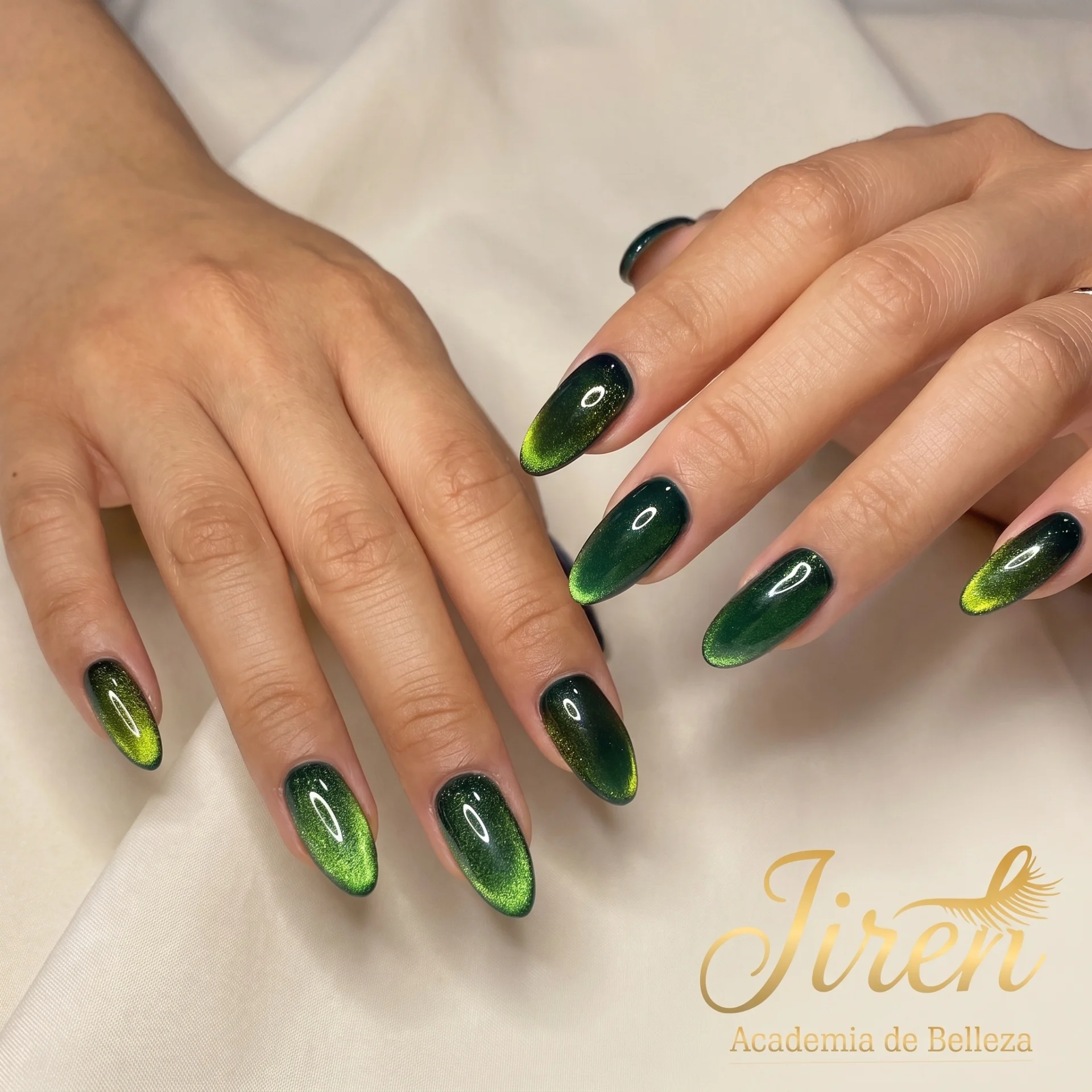 Curso de Uñas Nivel 2 en la Academia de Belleza Jireh