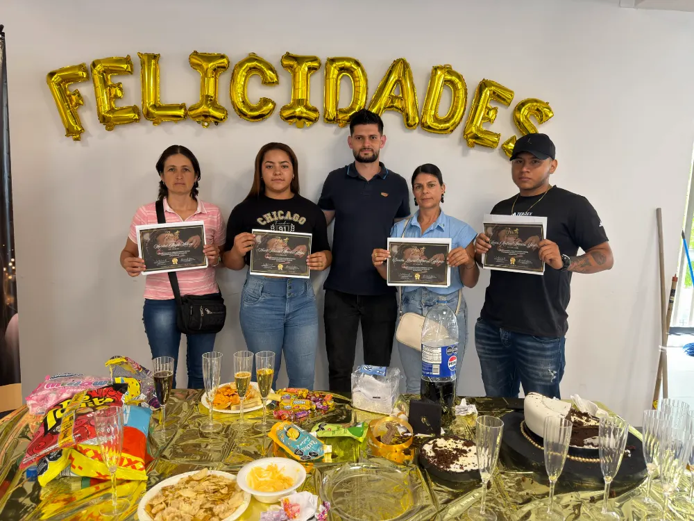 Entrega de certificados — Academia Jireh